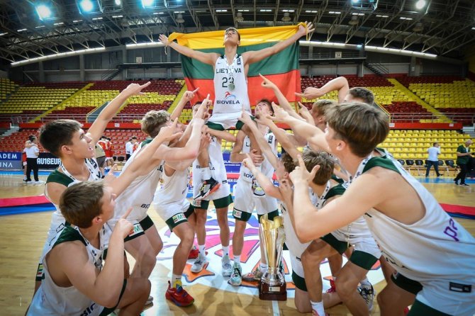 FIBA nuotr./Lietuvos U16 rinktinės triumfas Europos čempionate