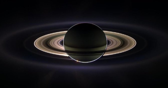 NASA/JPL/Space Science Institute nuotr./Saturnas