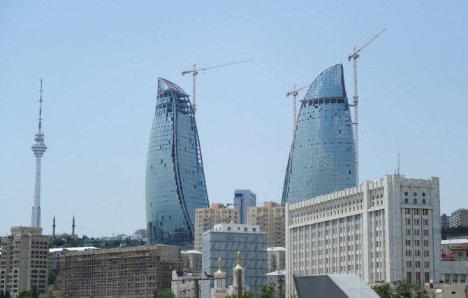 Naujieji Baku simboliai