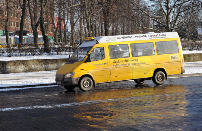 Maršrutinių taksi Vilniuje nėra jau nuo liepos