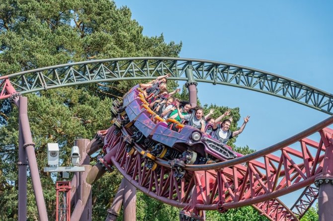 Shutterstock nuotr./„Alton Towers“ pramogų parkas Jungtinėje Karalystėje