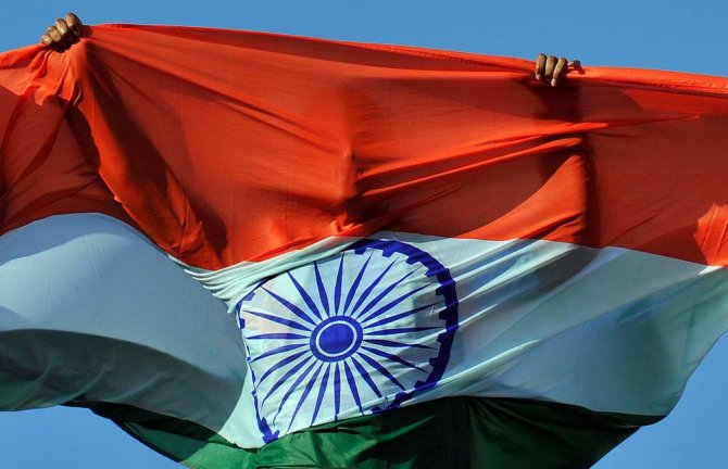 AFP/„Scanpix“ nuotr./Indijos vėliava