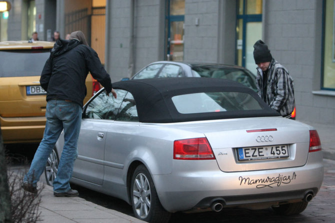 Juliaus Kalinsko/15min.lt nuotr./Automobilio vagystė