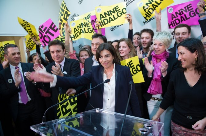 „Scanpix“ nuotr./Socialistų kandidatė į Paryžiaus merus Anne Hidalgo