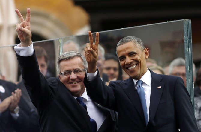 „Scanpix“ nuotr./Bronislawas Komorowskis ir Barackas Obama