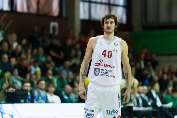 D.Lukšta/Simas Jasaitis
