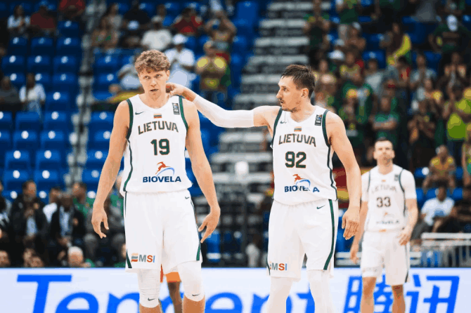 FIBA nuotr./Mindaugas Kuzminskas, Edgaras Ulanovas