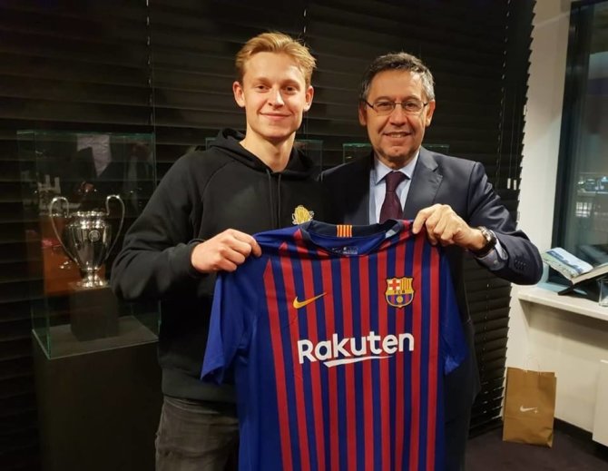 fcb.com nuotr./Frenkie De Jongas