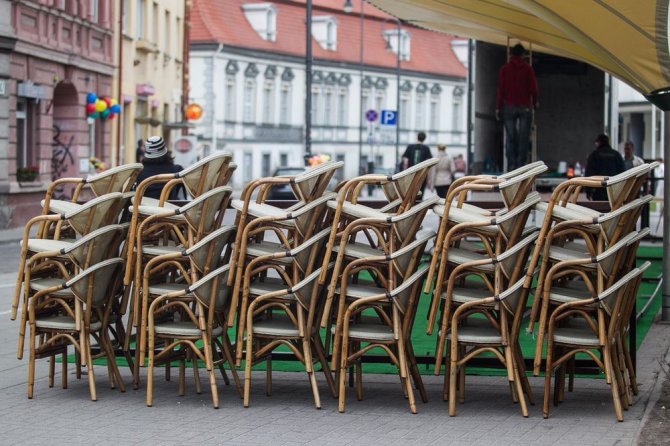 Irmanto Gelūno / 15min nuotr./Lauko kavinių sezono pradžia