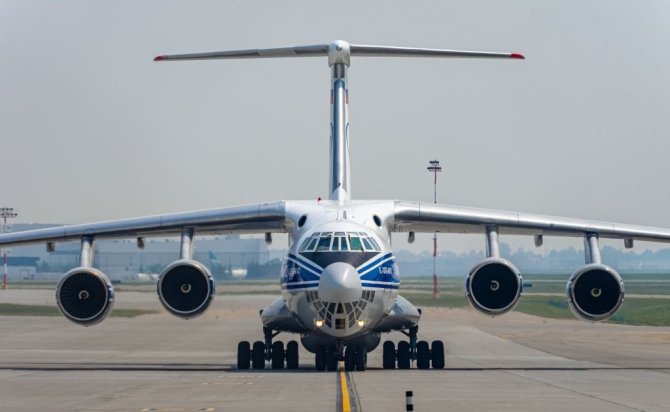 „Flight Aware“/Rusijos karinis lėktuvas Il-76