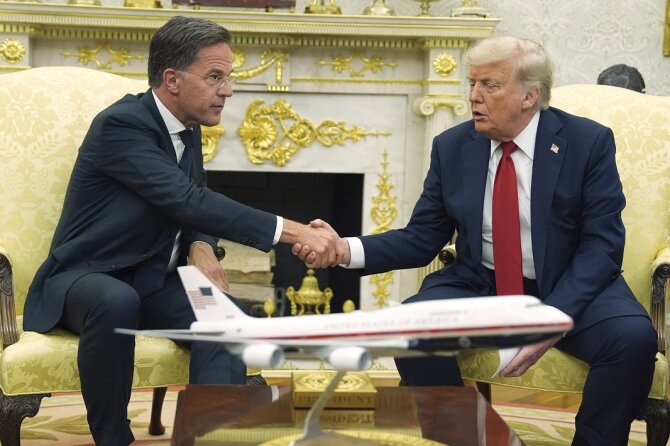 Markas Rutte ir Donaldas Trumpas, AP