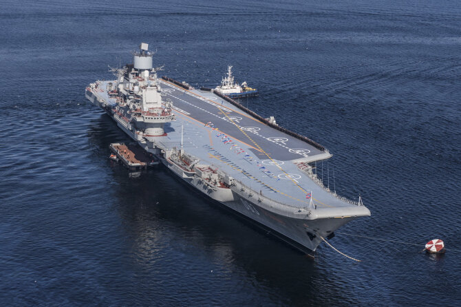 „Wikipedia“/Rusijos lėktuvnešis „Admiral Kuznecov“