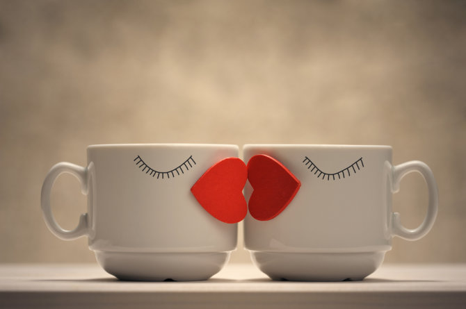 Shutterstock nuotr./Besibučiuojantys puodeliai