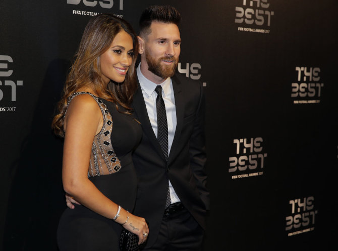 „Scanpix“ nuotr./Lionelis Messi su nėščia žmona Antonella Roccuzzo