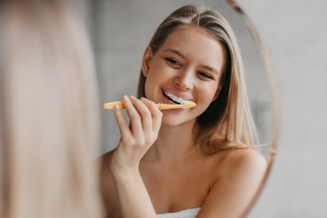 Shutterstock nuotr./Dantų priežiūra