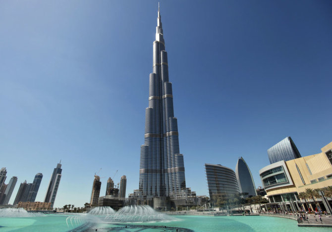 „Reuters“/„Scanpix“ nuotr./Dabartinis aukščiausias pastatas pasaulyje – Burj Khalifa, esantis Dubajuje