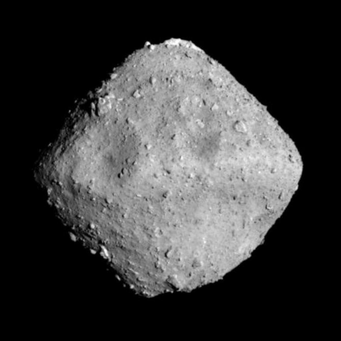 „Reuters“/„Scanpix“ nuotr./Asteroidas Ryugu, nufotografuotas zondo „Hayabusa 2“