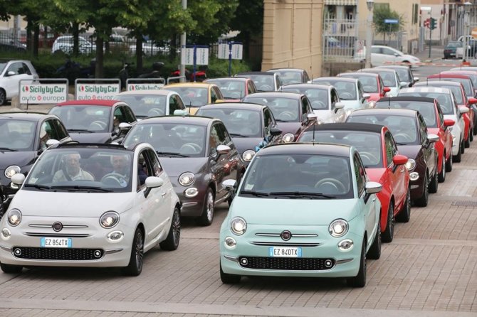 „Fiat“ nuotr./Atnaujintas „Fiat 500“