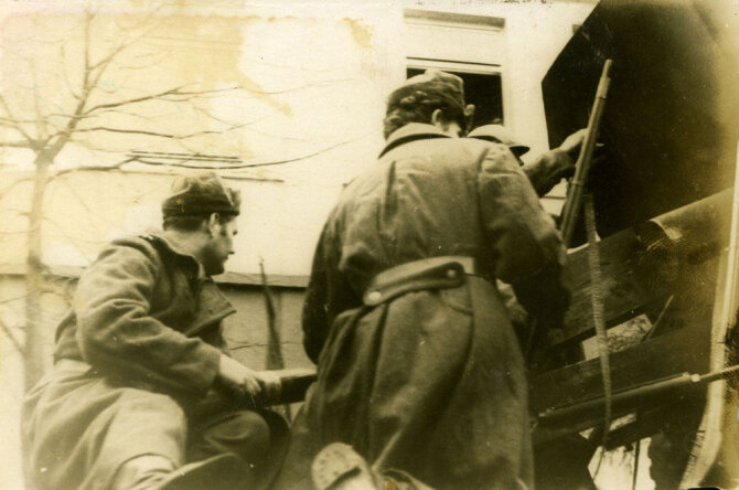 Lietuvos gyventojų genocido ir rezistencijos tyrimo centro archyvo nuotr./Trėmimai Lietuvoje. Danielių šeimos ištrėmimas.  Ažytėnų k., Kėdainių r., 1949 07 09