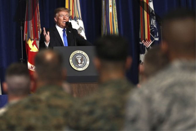 „Scanpix“/AP nuotr./JAV prezidento Donaldo Trumpo kalba
