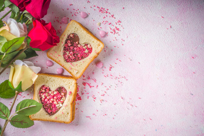 iStock nuotr./Skrebutis su įspausta širdele
