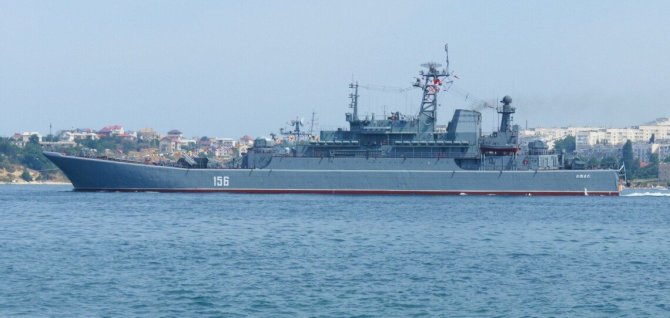 Socialinių tinklų nuotrauka/Rusijos desantinis laivas „Jamal“