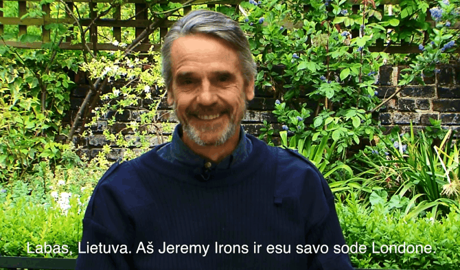 Jeremy Irons: Aš savo balsą atiduočiau Artūrui Zuokui