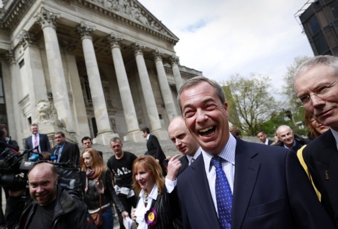 AFP/„Scanpix“ nuotr./Euroskeptiko Nigelo Farage'o vadovaujama UKIP tikisi iškovoti daugiau vietų Europos Parlamente