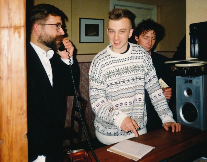 Asmeninio albumo nuotr./Vytautas Kernagis ir Andrius Mamontovas 1995 metais