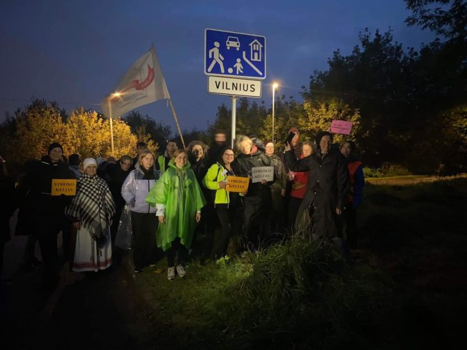 Nuotr. iš „Facebook“ grupės „Streiko kelias“/Streikuojantys mokytojai pasiekė Vilnių