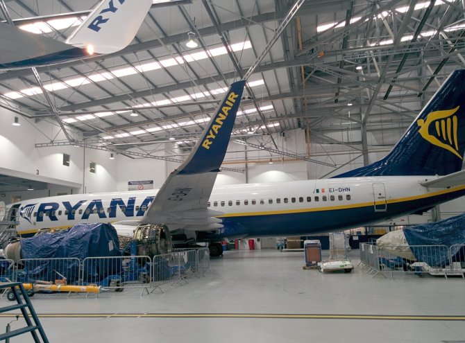 Jurgitos Lapienytės nuotr./„Ryanair“ bazė Stanstedo oro uoste Londone