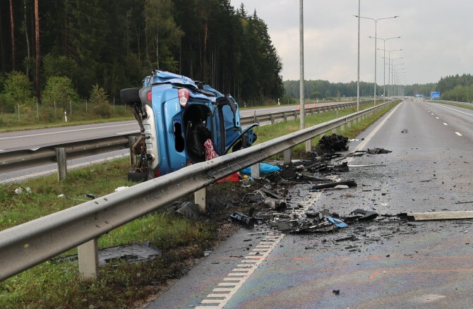 Policijos archyvo nuotr./„Ford“ automobilis įvykio vietoje