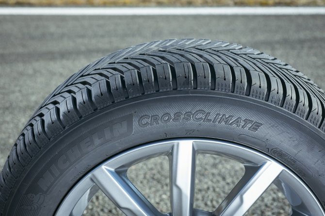 „Michelin CrossClimate“ padanga