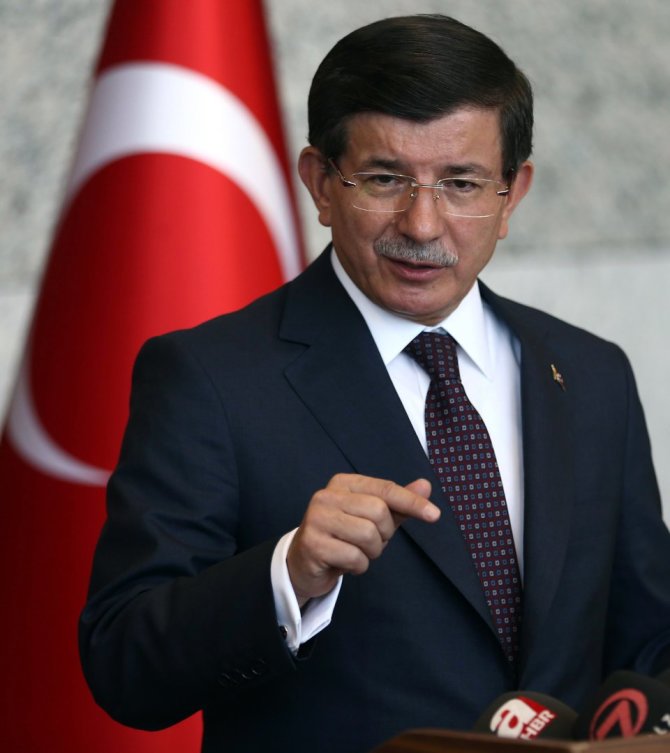 AFP/„Scanpix“ nuotr./Turkijos premjeras Ahmetas Davutoglu