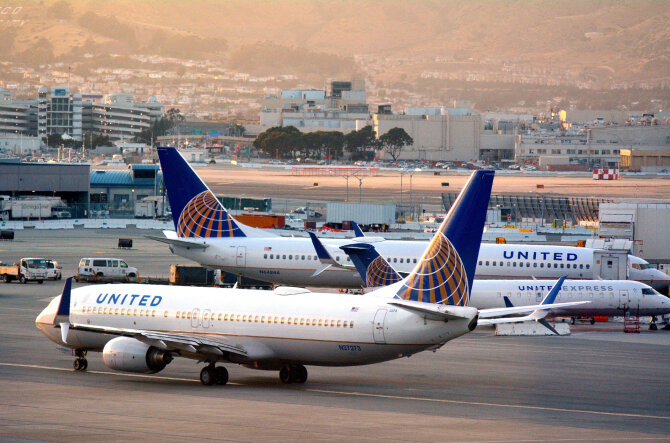 123RF.com nuotr. / „United Airlines“ lėktuvai