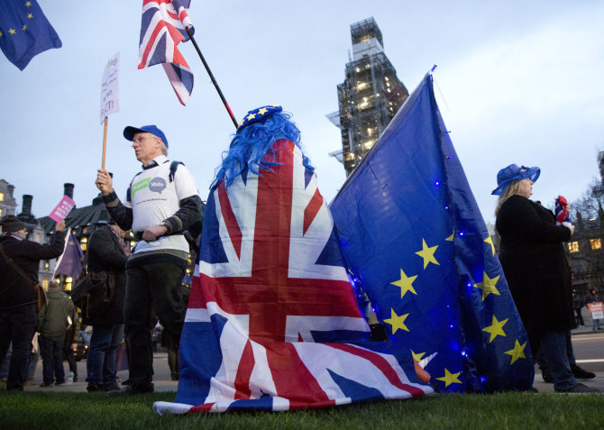 „Scanpix“/„PA Wire“/„Press Association Images“ nuotr./Britai laukia sprendimo dėl „Brexit“