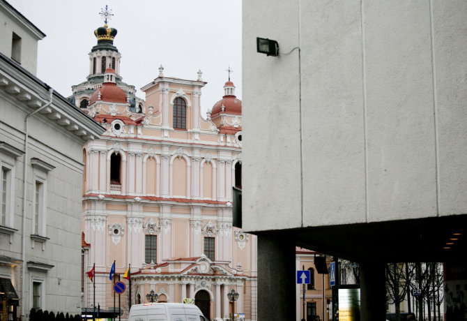 Valdo Kopūsto / 15min nuotr./Vilniaus šv. Kazimiero bažnyčia