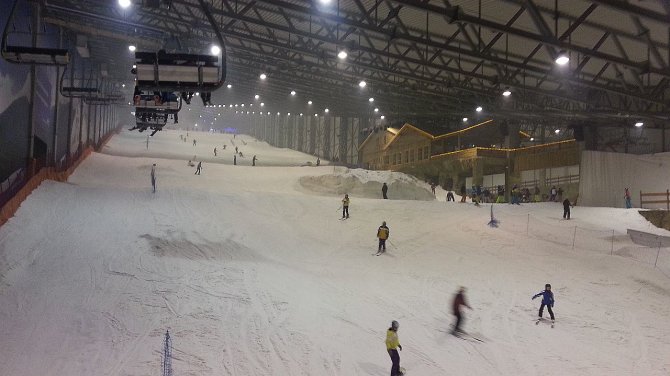 Žilvino Pekarsko/15min.lt nuotr./Naktinis slidinėjimas Druskininkų „Snow arenoje“  2013 m. gruodžio 01 d. 