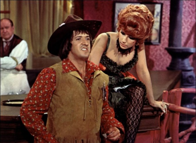 Kadras iš filmo/Sonny ir Cher filme „Good Times“ (1967)