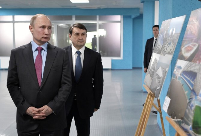 „Reuters“/„Scanpix“ nuotr./Vladimiras Putinas ir Igoris Levitinas