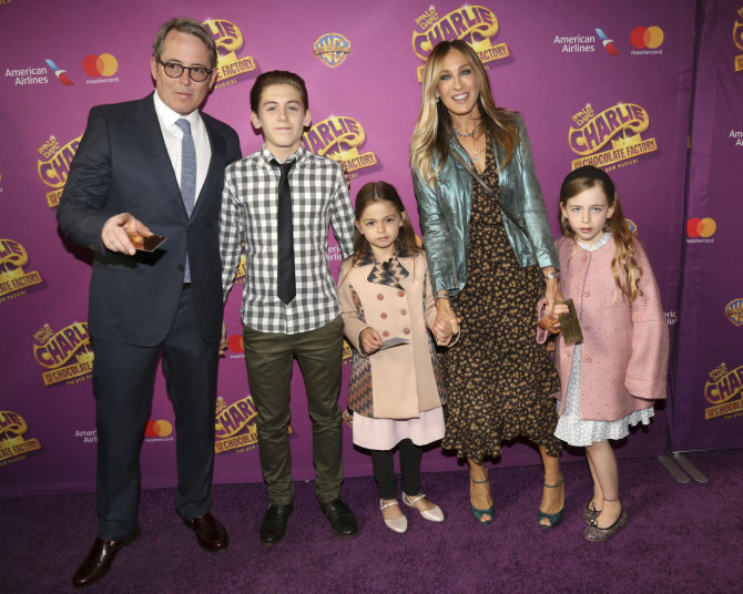 „Scanpix“/AP nuotr./Sarah Jessica Parker ir Matthew Broderickas su vaikais Jamesu bei Marion ir Tabitha