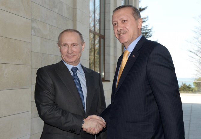 „Scanpix“/ITAR-TASS nuotr./Vladimiras Putinas ir Recepas Tayyipas Erdoganas