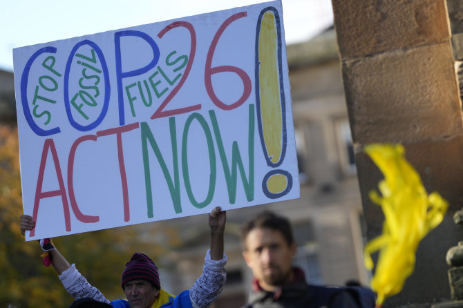 „Scanpix“/AP nuotr./Protestas Glazge prieš artėjantį COP26 susitikimą