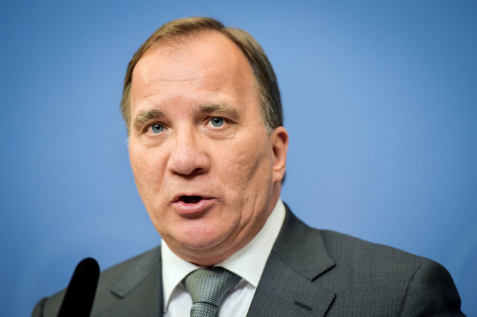 „Reuters“/„Scanpix“ nuotr./Švedijos premjeras Stefanas Lovfenas irgi kritikuojamas dėl skandalo