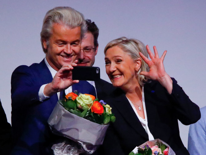„Reuters“/„Scanpix“ nuotr./Geertas Wildersas ir Marine Le Pen