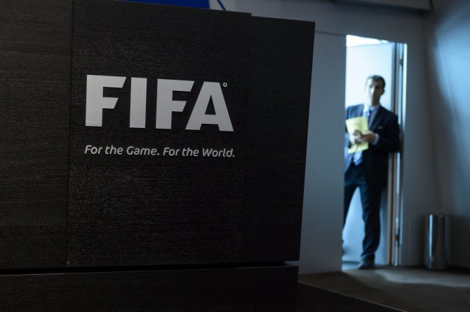 AFP/„Scanpix“ nuotr./FIFA būstinė prieš spaudos konferenciją
