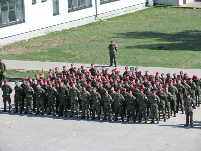 Čekijos kariuomenės nuotr. /Čekijos karių inauguracijos ceremonija NATO priešakinių pajėgų batalione Rukloje 