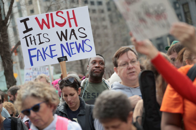 AFP/„Scanpix“ nuotr./D.Trumpas nuolat kalba apie „melagingas naujienas“ („fake news“)