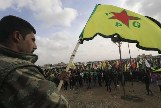 AFP/„Scanpix“ nuotr./Sirijos kurdų kovotojų vadinamieji Liaudies apsaugos daliniai (YPG)