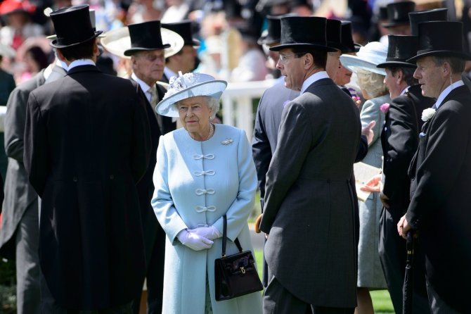 AFP/„Scanpix“ nuotr./Didžiosios Britanijos karalienė Elizabeth II